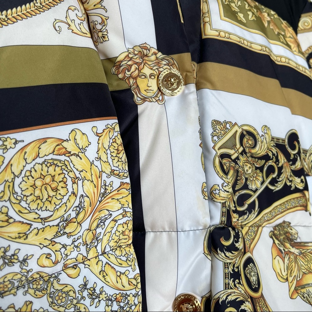 RARE 2021 Gianni Versace Barocco Mosaic Print Puffer Jacket EUC IT46 - Picture 12 of 16